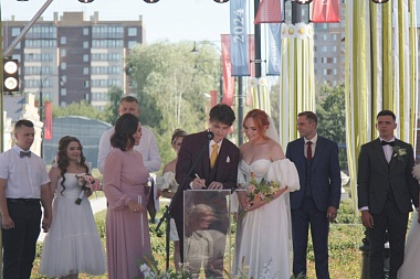 Рязанский ЗАГС показал фото свадеб первой половины июля-2024