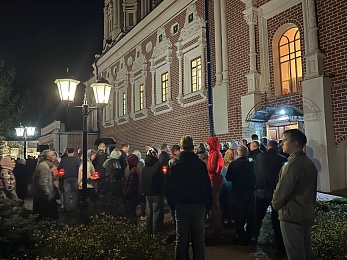 Пасха в Рязани: в храмах прошли крестные ходы и ночные службы