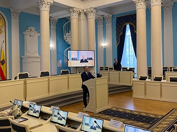 Игорь Мурог наградил Варвару Матюшкину из Скопина за спасение тонущего ребенка