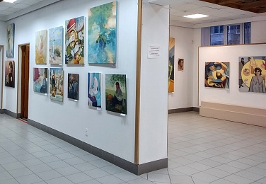 Более тридцати молодых художников и дизайнеров организовали выставку в Рязани