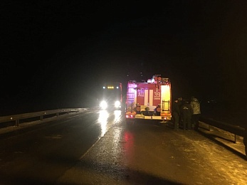 В Скопинском районе перевернулся автобус, погибли четыре человека  - 62ИНФО В Скопинском районе перевернулся автобус, погибли четыре человека