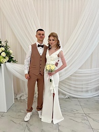 Лето любви: Рязанский ЗАГС показал фотосессии свадеб с июня по август