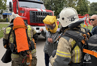 Перед 1 сентября в рязанских школах проходят пожарные учения