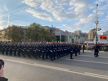 В Рязани встретили с парада Победы в Москве курсантов училища ВДВ