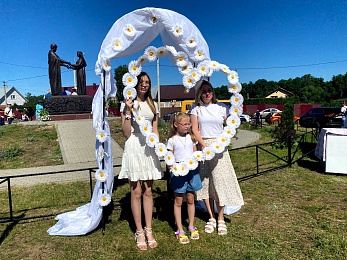 В селе Ласково отпраздновали День семьи, любви и верности