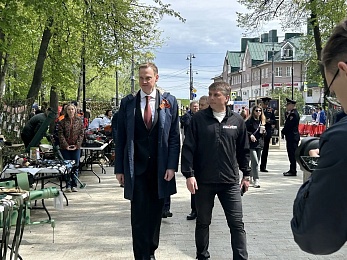Мастер-классы и выставки: в Кремлевском сквере Рязани отмечают День Победы