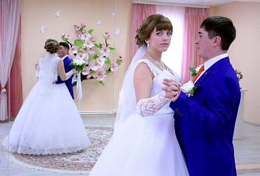 Рязанский ЗАГС показал лучшие фото свадеб 2023 года