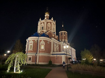 Пасха в Рязани: в храмах прошли крестные ходы и ночные службы