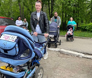 Недоступная среда: «Новые люди» вместе с мамами Рязани проинспектировали улицы