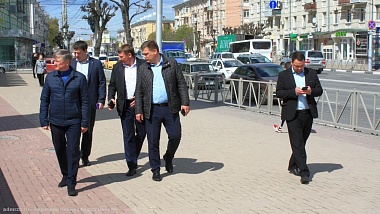 Замглавы мэрии Рязани Ясинский провёл объезд города в преддверии Дня Победы 