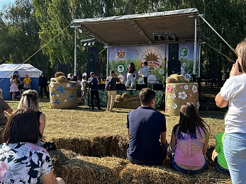 В Рязани провели праздник урожая «Спожинки»