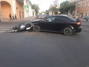 Установлена личность пострадавшего в ДТП в центре Рязани мотоциклиста 