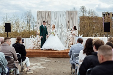 Русские красавицы и розовые фламинго: фото сап-фестиваля "Рязанское море"