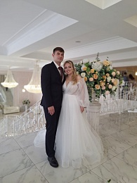 Стильные невесты, эффектные женихи: рязанцам показали самые яркие свадьбы лета