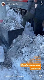 Пассажиры пожаловались на сугробы и мусор на вокзале Рязань-1