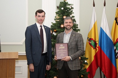 В Рязани назвали лучше всех украшенные магазины и кафе