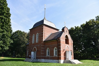 Потомки фон дер Лауница и Лермонтова подарили сасовскому храму колокол