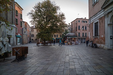 Митрополит Рязанский и Михайловский Марк показал фото паломничества в Венецию