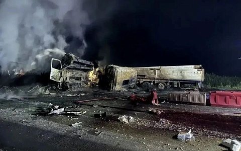 В Пронском округе водитель фуры погиб в массовом ДТП