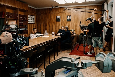 Wink и more.tv показали тизер сериала «‎Фишер»‎ с Иваном Янковским и Сашей Бортич