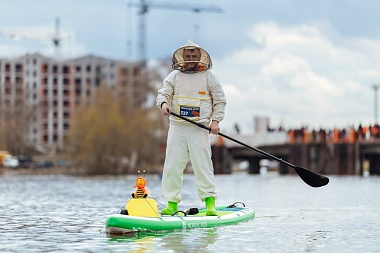 Русские красавицы и розовые фламинго: фото сап-фестиваля "Рязанское море"