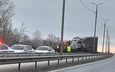 В Спасском районе столкнулись фура и самосвал 