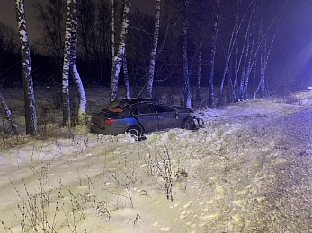 Обнародованы фото с места ДТП с тремя пострадавшими в Рязани 