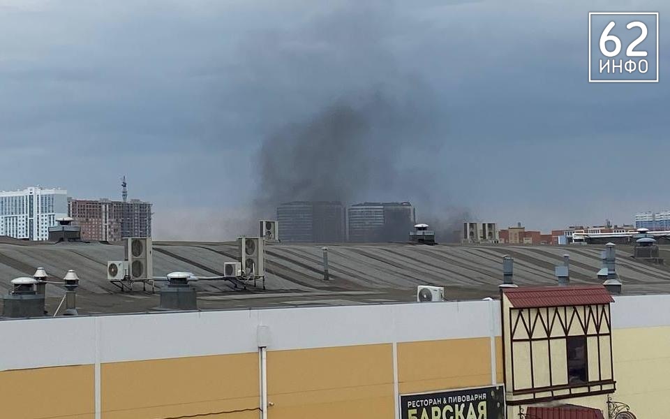 Рязанцы заметили чёрный дым в районе Мясокомбината - 62ИНФО