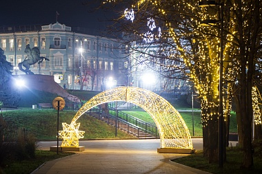 В Рязани включают праздничную иллюминацию