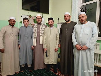 В Рязани богословы из Египта проводят намазы в Рамадан