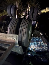 Два человека пострадали в ДТП с двумя фурами в Захаровском районе 