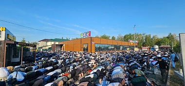 Зампред правительства Рустам Халиков отпраздновал Курбан-байрам в Рязани