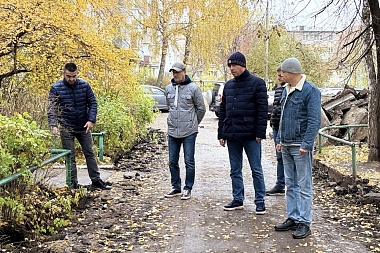 Депутаты Рязанской облдумы продолжают вести контроль во всех муниципальных округах - 62ИНФО Депутаты Рязанской облдумы продолжают вести контроль во всех муниципальных округах