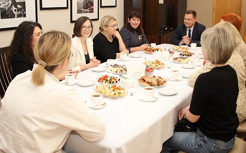 Рязанские матери рассказали мэру Борису Ясинскому о проблемах и получили благодарности