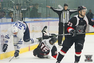 ХК «Рязань» проиграл тамбовским дебютантам, перебросав их в полтора раза - 62ИНФО ХК «Рязань» проиграл тамбовским дебютантам, перебросав их в полтора раза