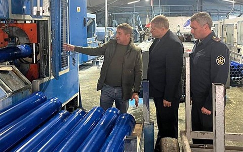 В рязанской колонии начнут изготавливать трубы НПВХ В рязанской колонии начнут изготавливать трубы НПВХ