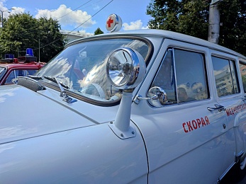 В Рязани работает выставка ретроавтомобилей ГАИ