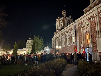 Пасха в Рязани: в храмах прошли крестные ходы и ночные службы