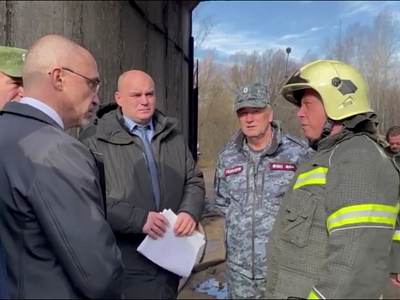 Врио главы МЧС России провёл совещание на месте пожара в Рязанской области