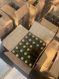 Шатчанин превратил гараж в склад 800 литров незаконного алкоголя