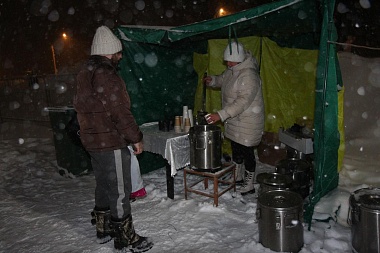 В Рязани 1 500 человек окунулись в Ореховом озере в Крещение