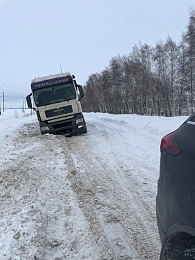 Жители Ухоловского района остались без еды и медпомощи из-за снега