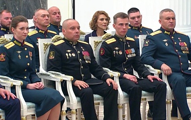 Герой России из Рязани Владислав Головин появился на встрече с президентом 