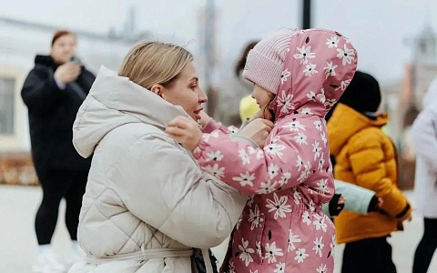 Павел Малков поздравил рязанцев с Днём матери