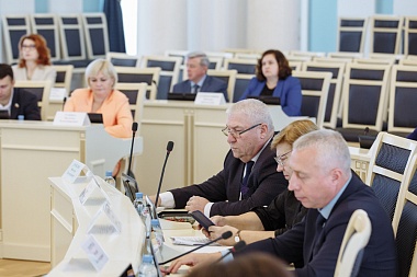 Депутаты Рязанской областной Думы обсудили поддержку участников СВО и их семей