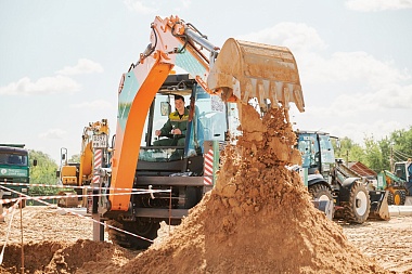 Строительный автопарк ГК «Зелёный сад» в Рязани превысил 400 спецмашин