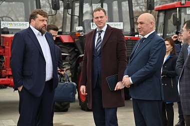 Под Рязанью открыли первый в ЦФО мультибрендовый центр сельхозтехники