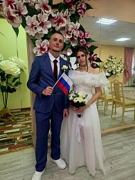 Лето любви: Рязанский ЗАГС показал фотосессии свадеб с июня по август