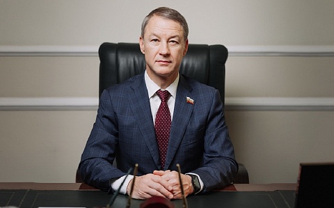 Глава Рязоблдумы Аркадий Фомин поддержал запрет продажи вейпов