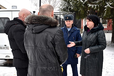 В Сасове проводили троих добровольцев в зону спецоперации